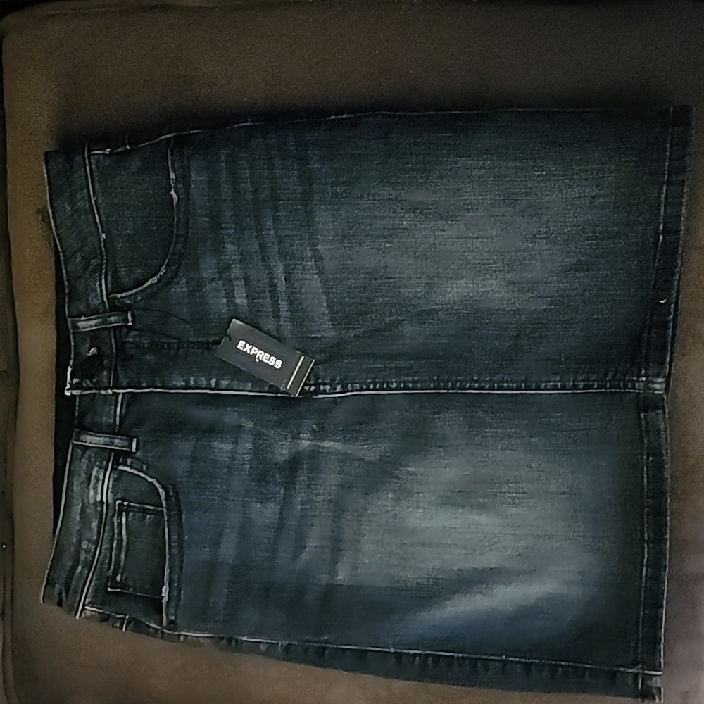 NWT Express denim skirt, size 4